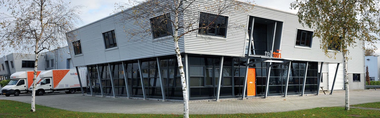 tekton-pand-1600×500-50-50-q85