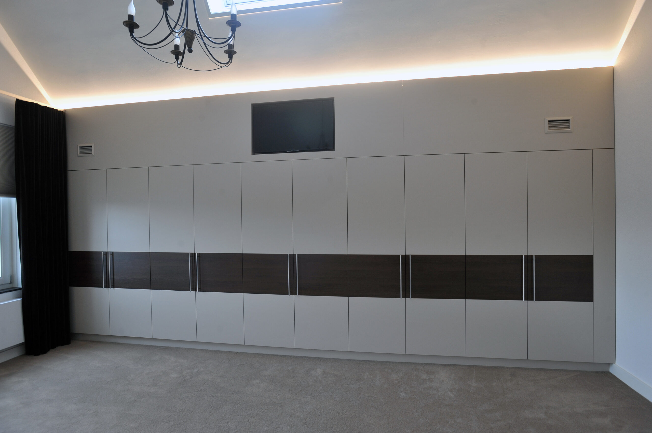 Tekton kastenwand 1 uitgelichte afbeelding