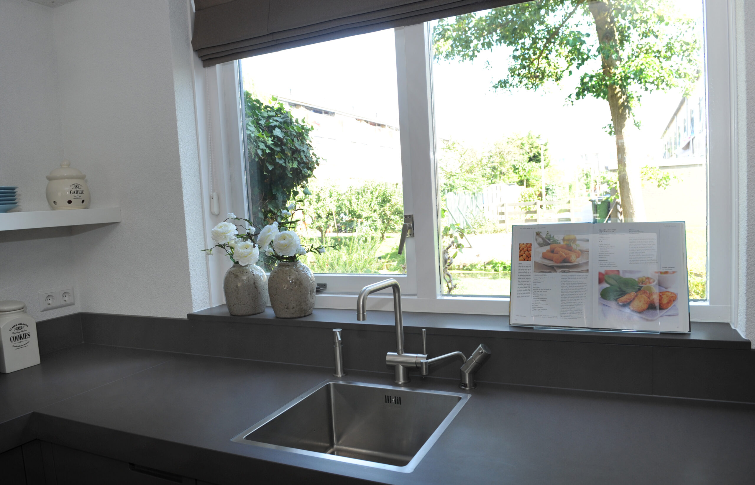 Tekton keuken strak taupe kleur 4 uitgelichte afbeelding