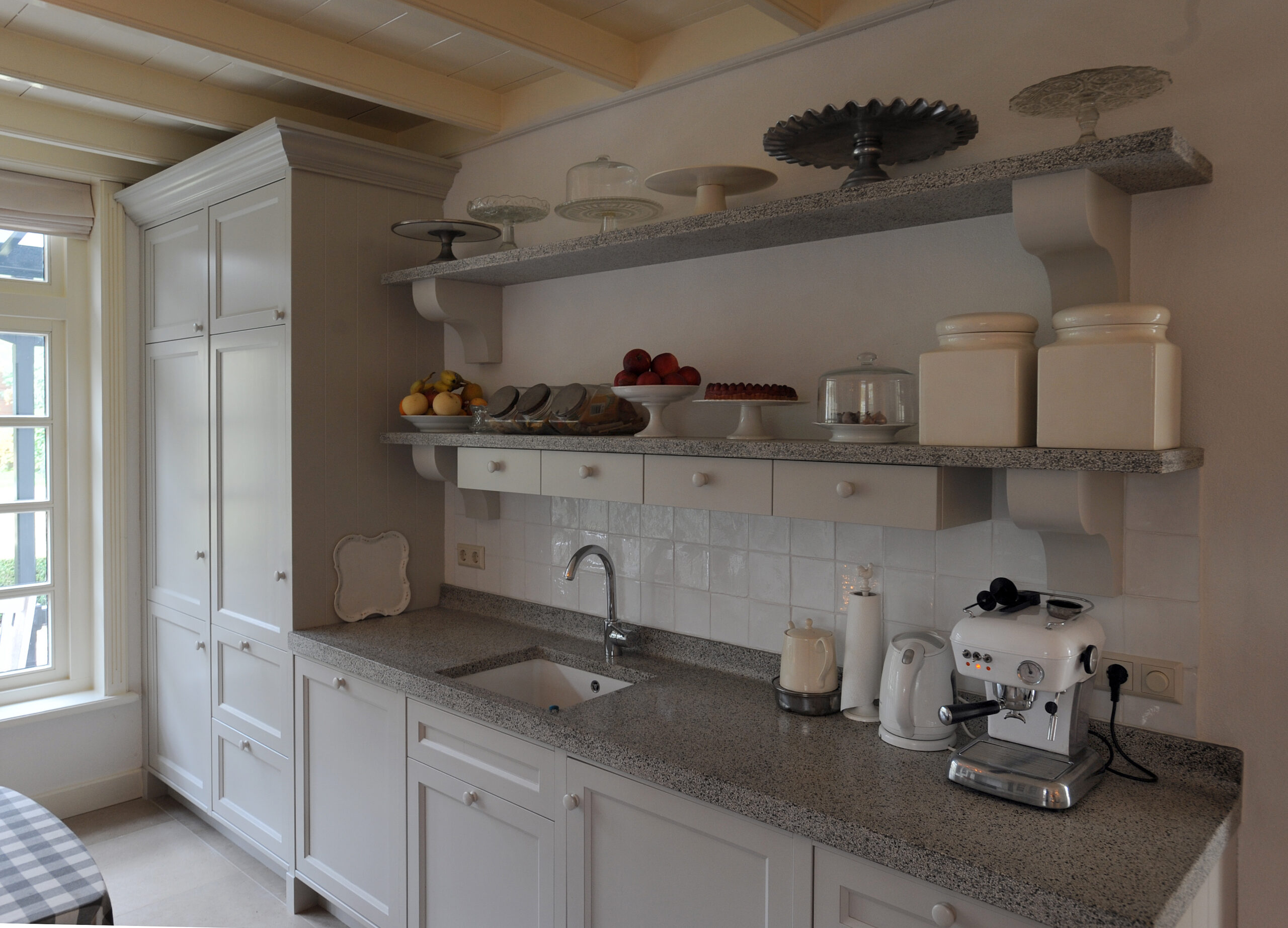 Tekton nostalgische keuken met terrazzo blad 5 uitgelichte afbeelding